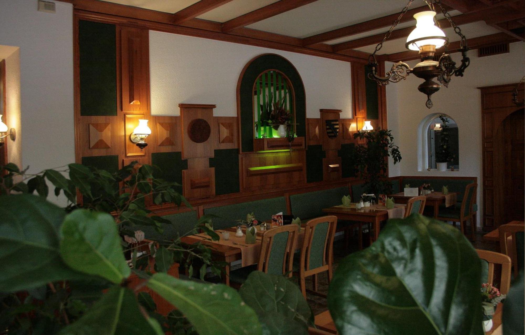 Hotel Saechsischer Hof 3*