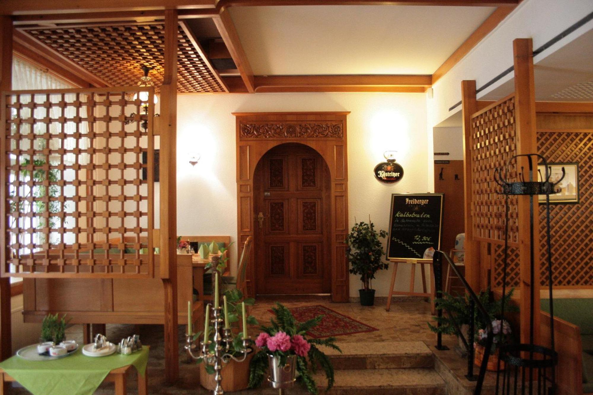 Hotel Saechsischer Hof 3*